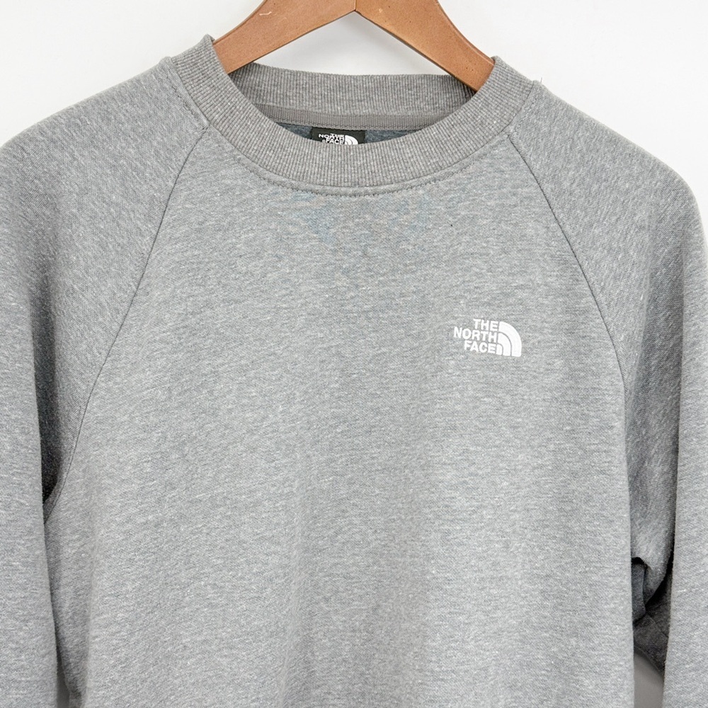 The North Face Mens Gray Fleece Crewneck Sweatshirt Small Warm Pullover S Casual - Picture 2 of 9